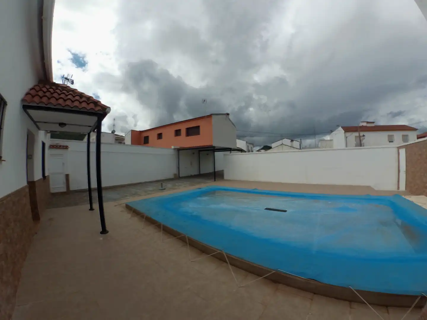 Piscina de Casa o xalet en venda en Almadén de la Plata amb Aire condicionat, Calefacció i Jardí privat