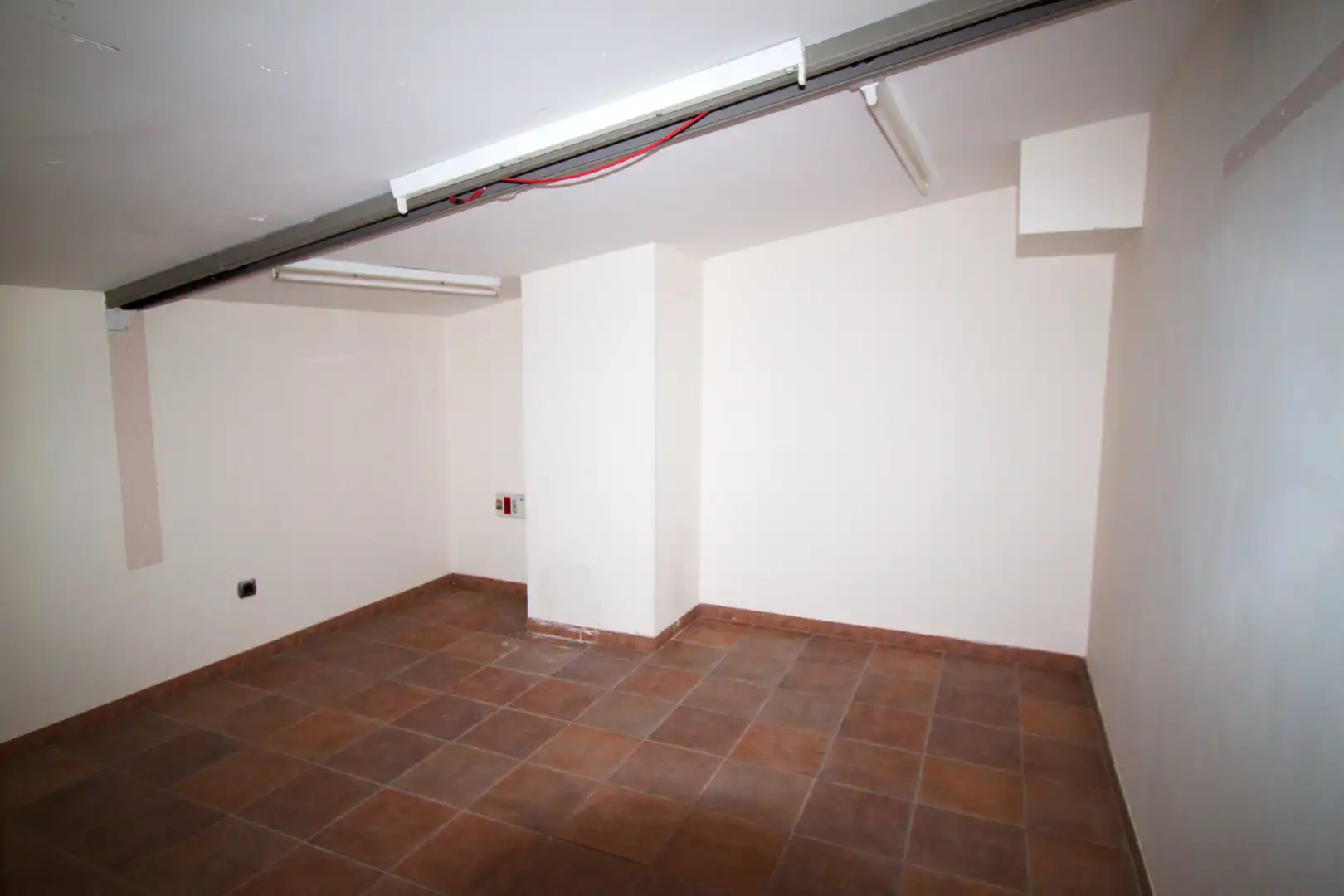 Office space with lift for sale in Avenida Juan XXIII, imagen 20