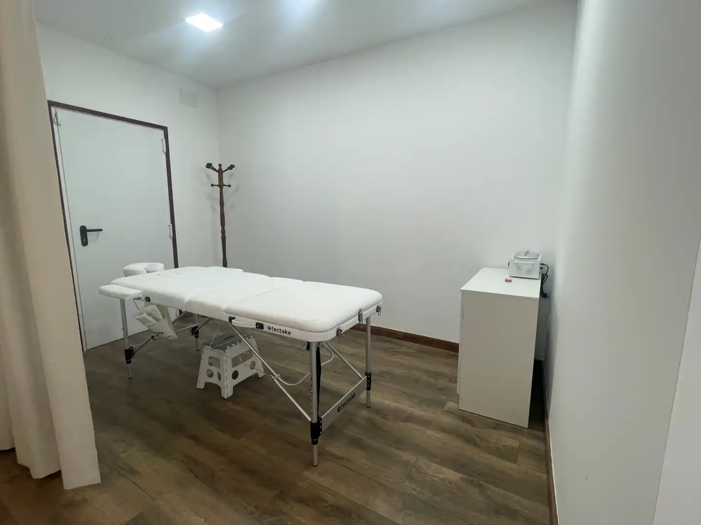 Dormitori de Local de lloguer en Vimbodí i Poblet amb Aire condicionat, Calefacció i Parquet