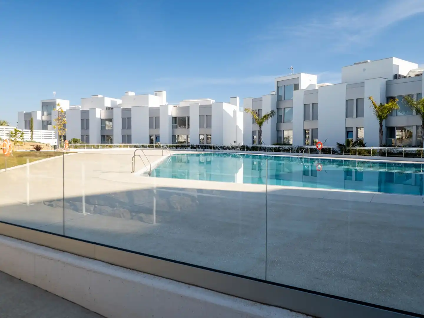 Piscina de Ático de alquiler en Estepona con Aire acondicionado, Terraza y Trastero