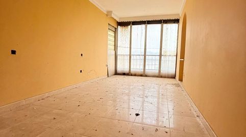 Foto 3 de Piso en venta en San Bernabé, Algeciras