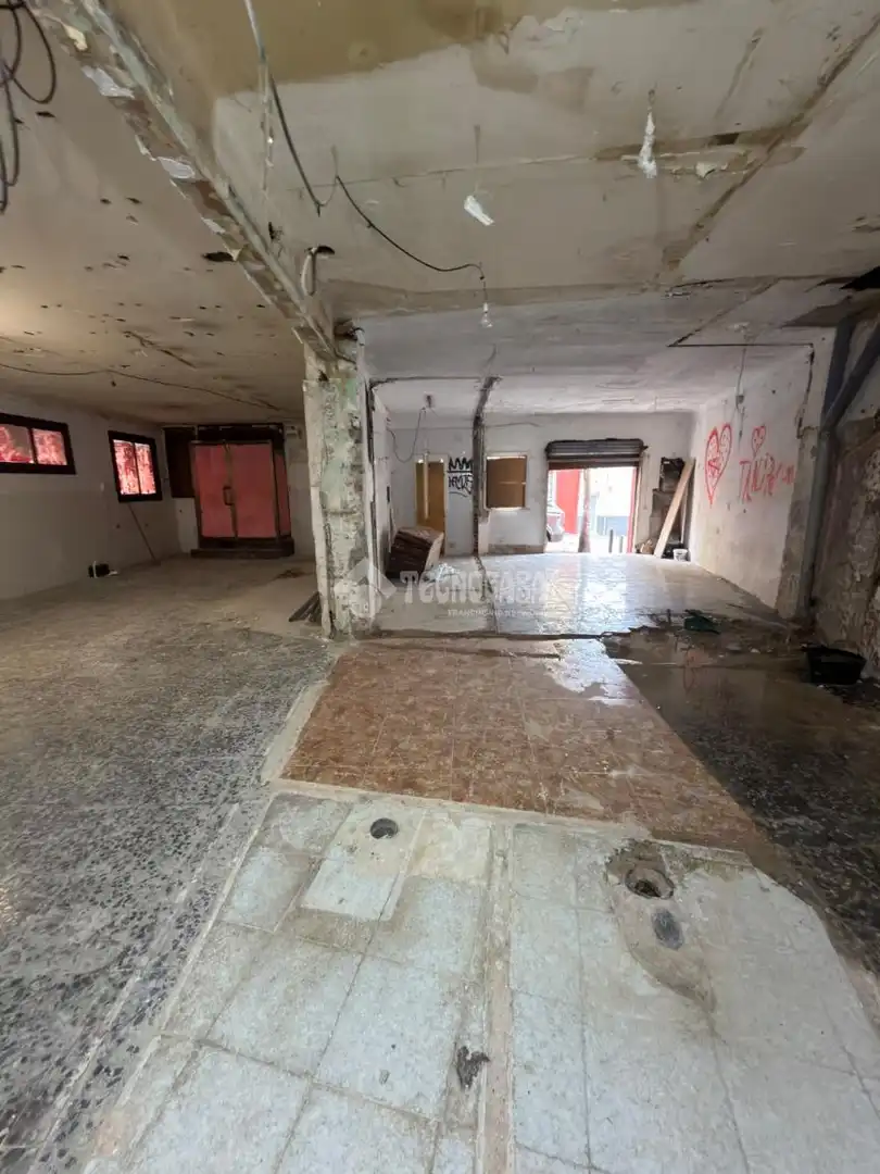 Local comercial en venda a Salut - Lloreda, imagen 5