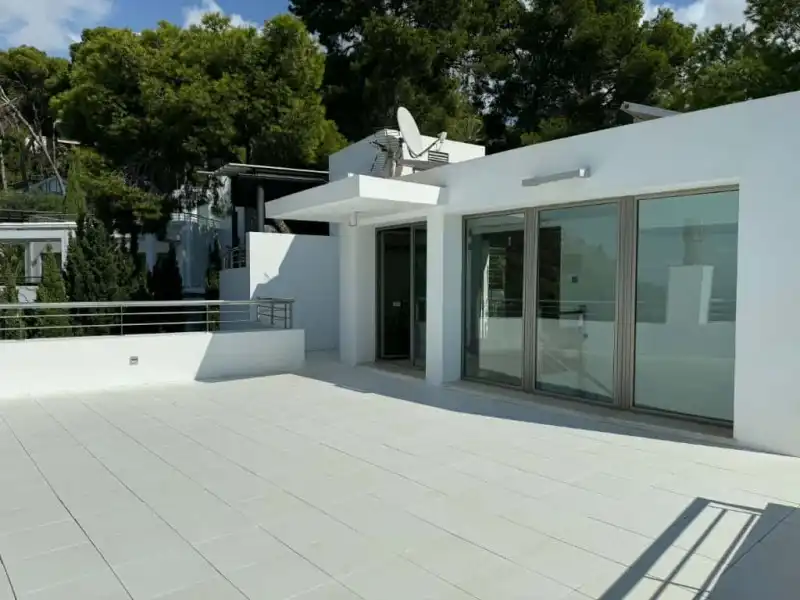 Casa con piscina en venta en Calle Esterlicia 3, imagen 3