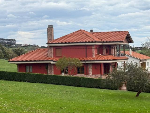 Casa-chalet en Venta en CM DEL CANTU LA PARADA en Sierín