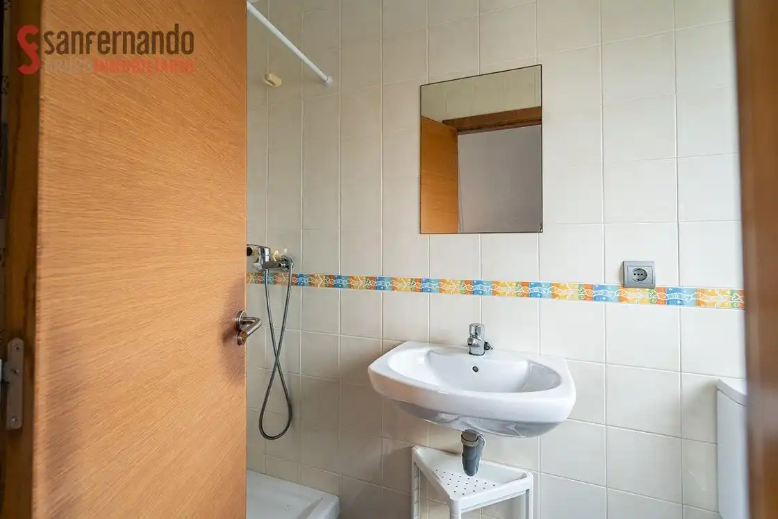 Baño de Ático en venta en Suances con Calefacción y Terraza