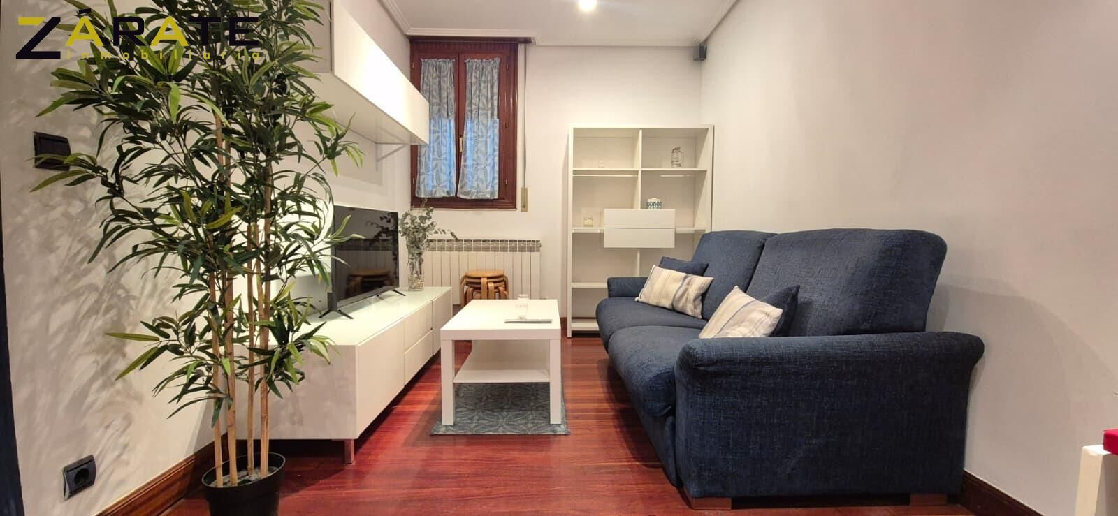 Sala de estar de Piso de alquiler en Bilbao  con Calefacción