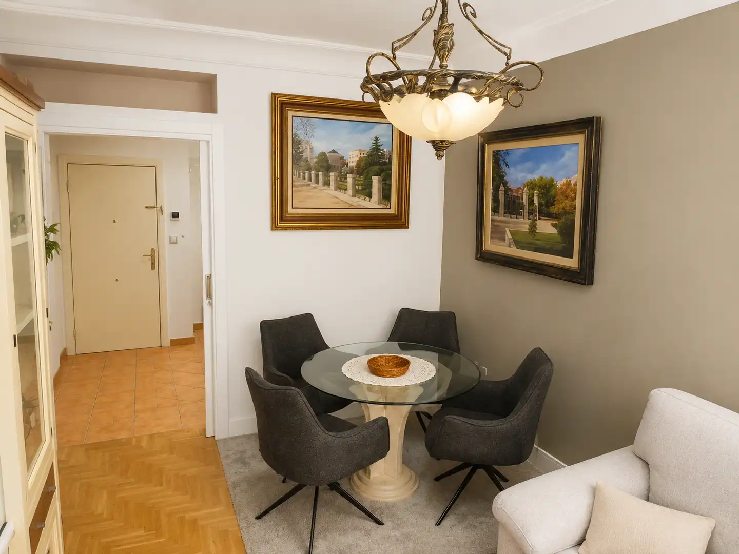Dining room of Flat for sale in Madrid  with Air Conditioner and Heating