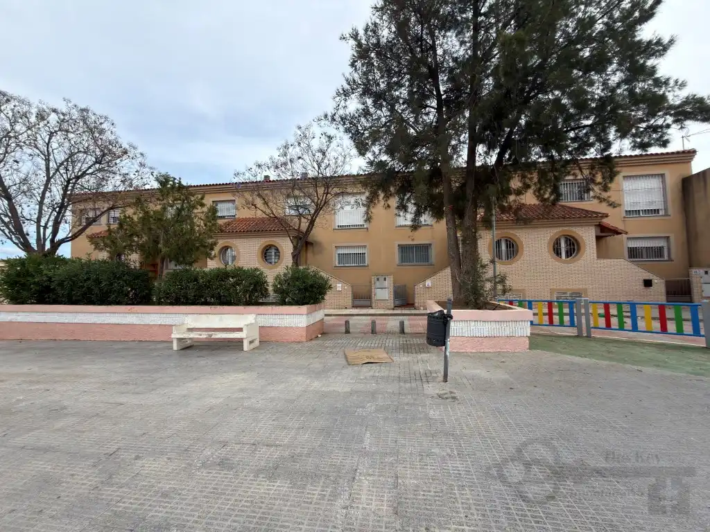 Vista exterior de Dúplex en venta en Cartagena