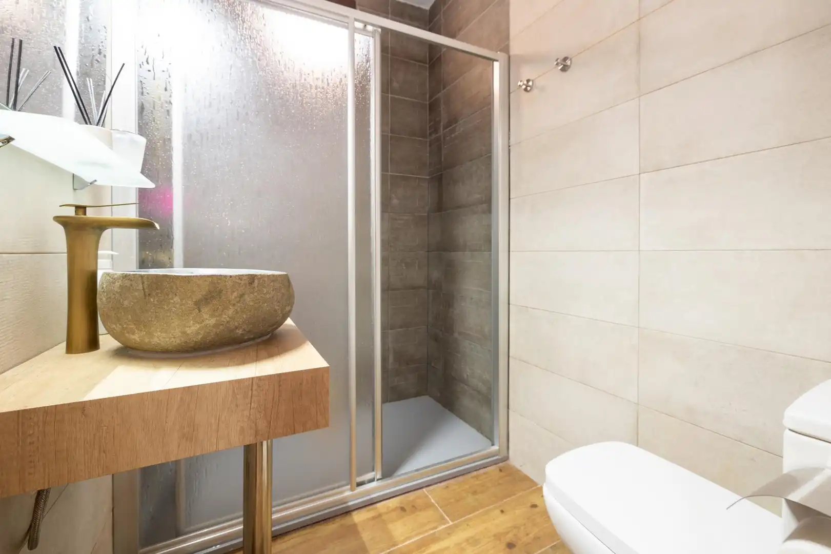 Baño de Piso en venta en La Taha con Terraza