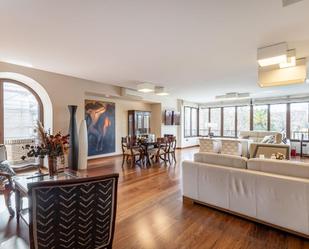 Living room of Flat for sale in  Granada Capital  with Air Conditioner, Heating and Terrace