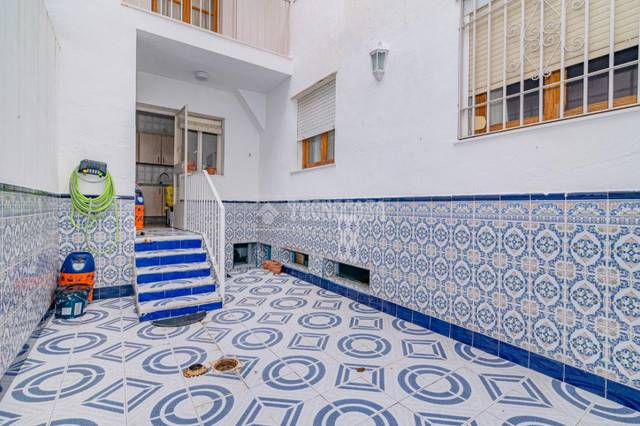 Casa adosada en Venta en Jardin Lucena