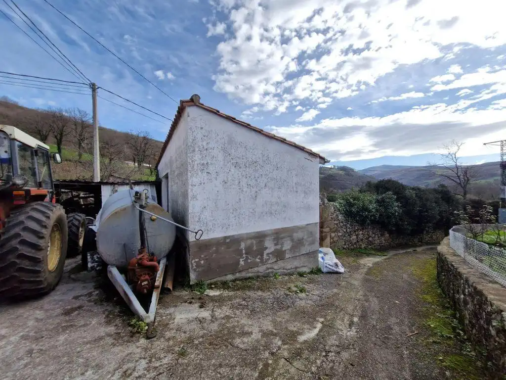 Vista exterior de Casa o chalet en venta en Arenas de Iguña con Jardín privado, Terraza y Trastero