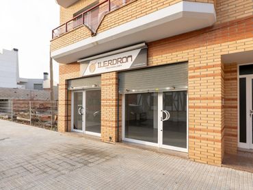 Local comercial en venda a Avenida dels Germans Carsi