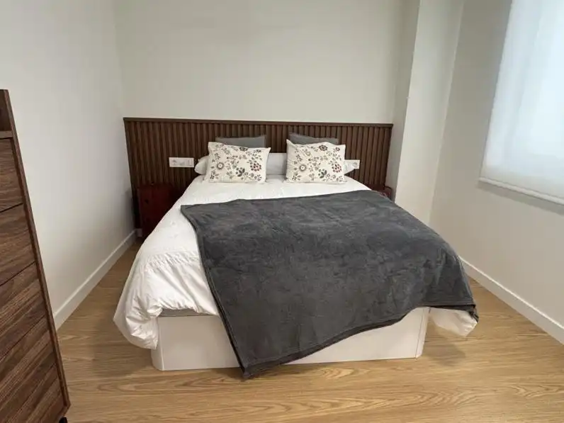 Schlafzimmer von Dachboden zur Miete in Ortigueira, A Coruña
