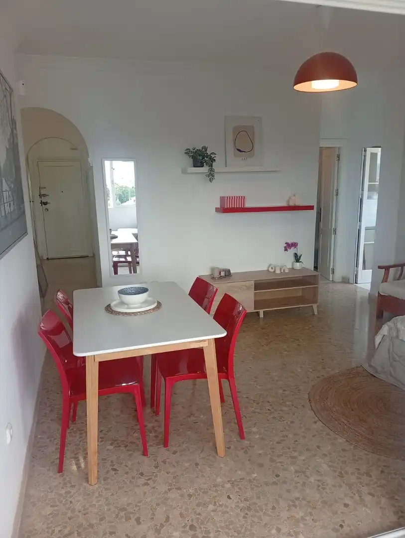 Comedor de Estudio de alquiler en Málaga con Terraza, Amueblado y Piscina comunitaria