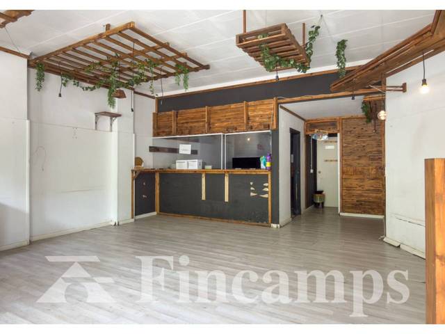 Local comercial en Alquiler en Avenida Matadepera, 254 en Can Deu