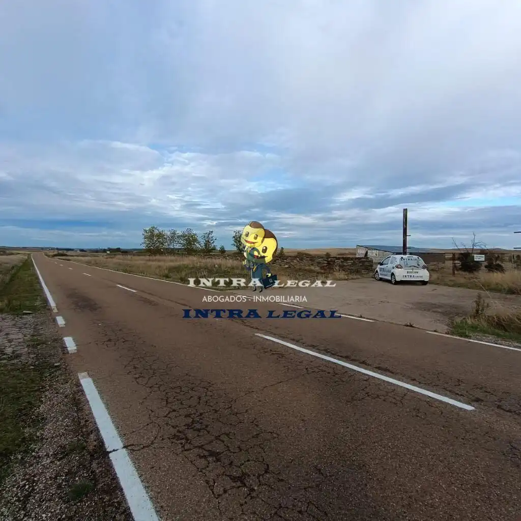 Land for sale in Miranda de Azán