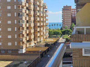 Apartament amb piscina en venda a central 40