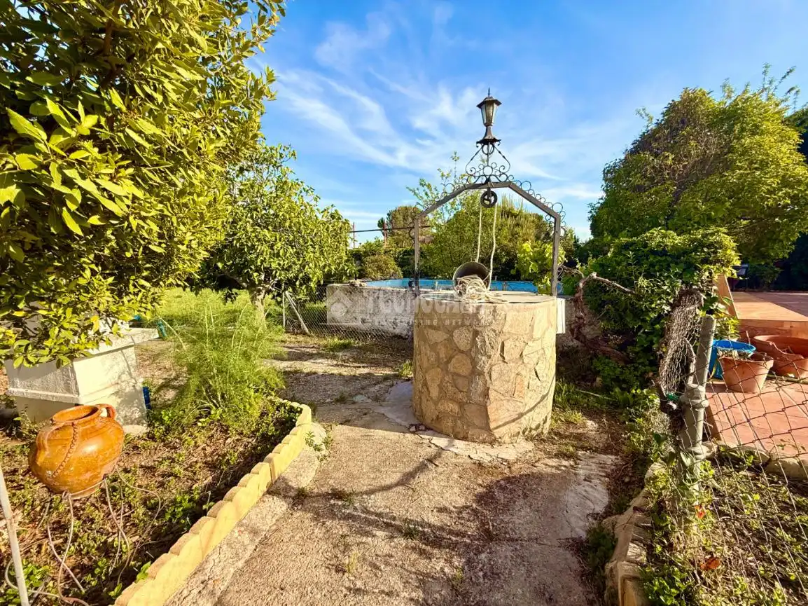 Jardín de Casa o chalet en venta en Serracines con Calefacción, Jardín privado y Terraza