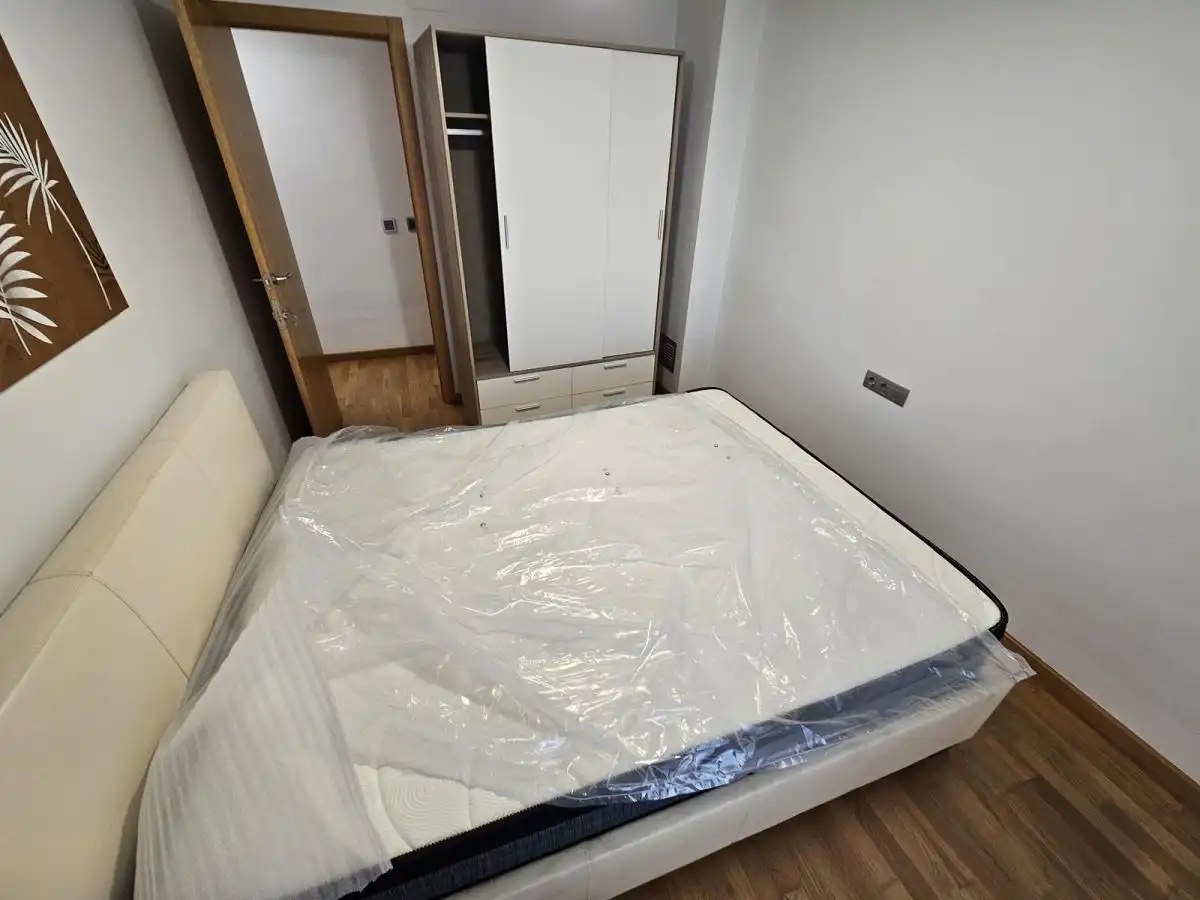 Dachboden zur Miete in Almenara, Ciutat del Transport - La Salera