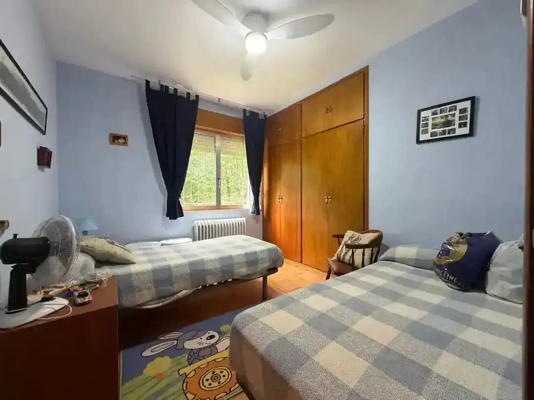 Bedroom of Houses for sale in Roa  with Heating, Private garden and Terrace