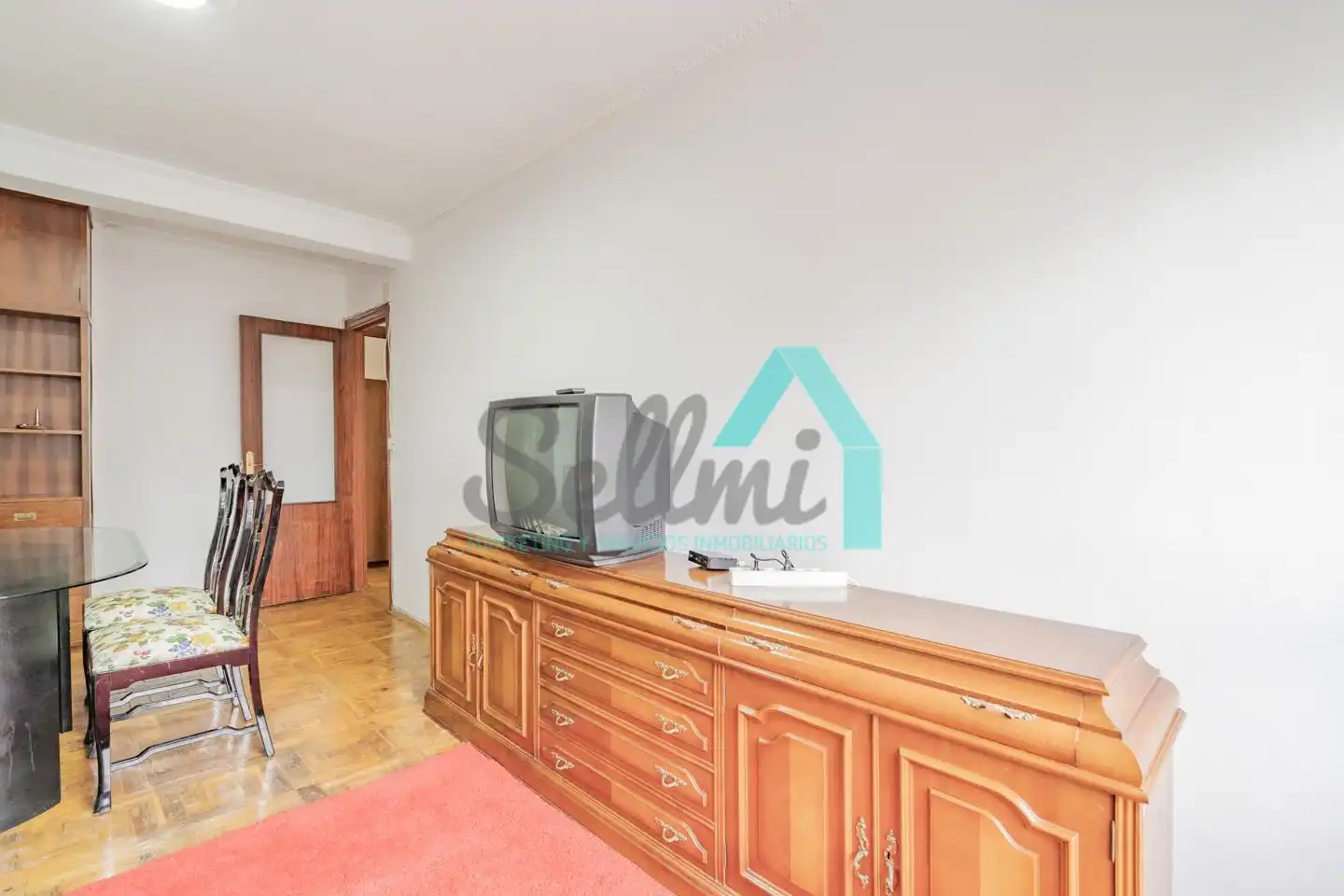 Flat for rent in Jovellanos, Salesas - Foncalada - Campoamor