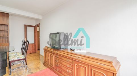 Foto 5 de Piso de alquiler en Jovellanos, Salesas - Foncalada - Campoamor, Oviedo