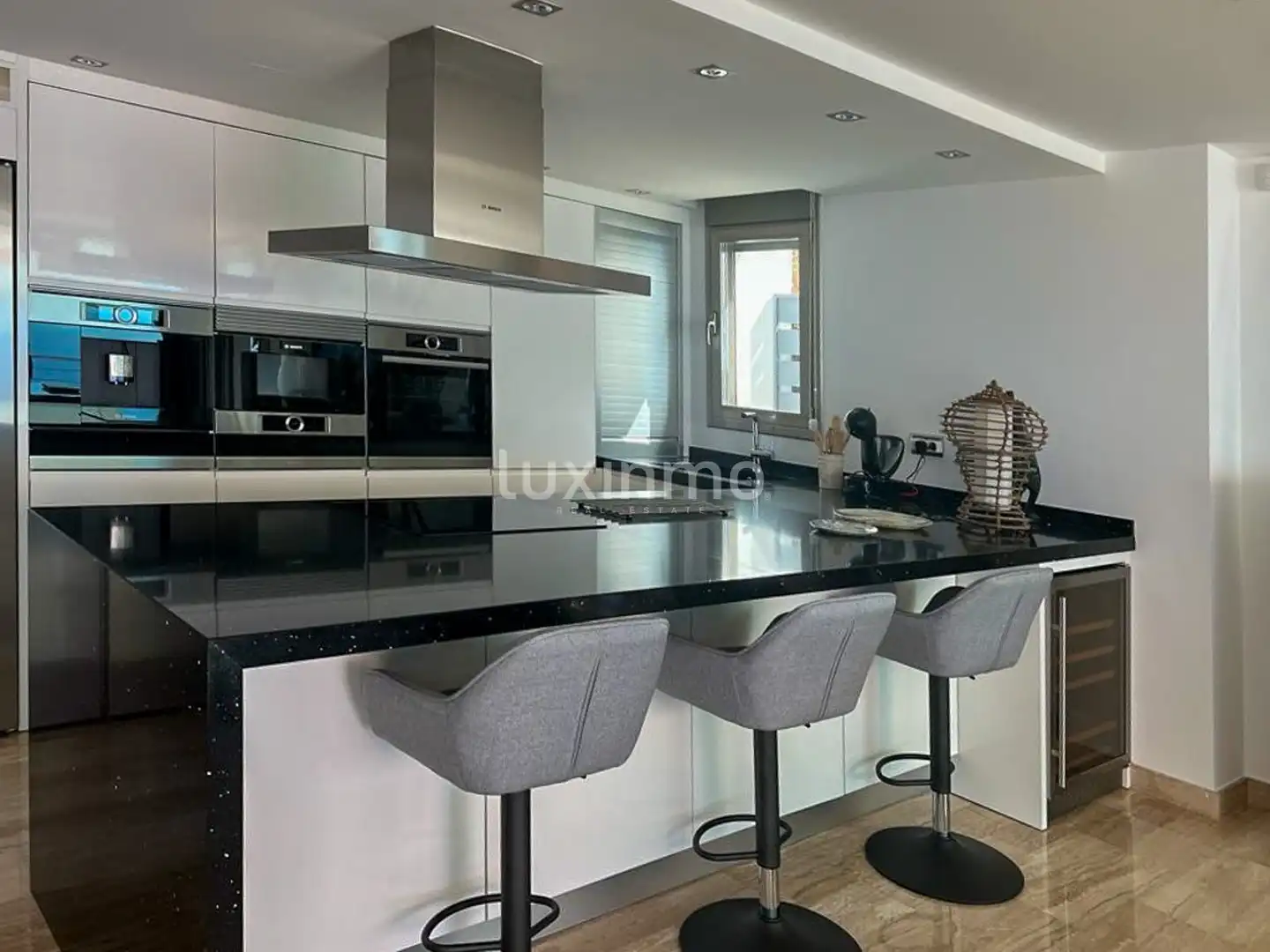 Cocina de Casa o chalet en venta en Altea con Aire acondicionado, Calefacción y Jardín privado