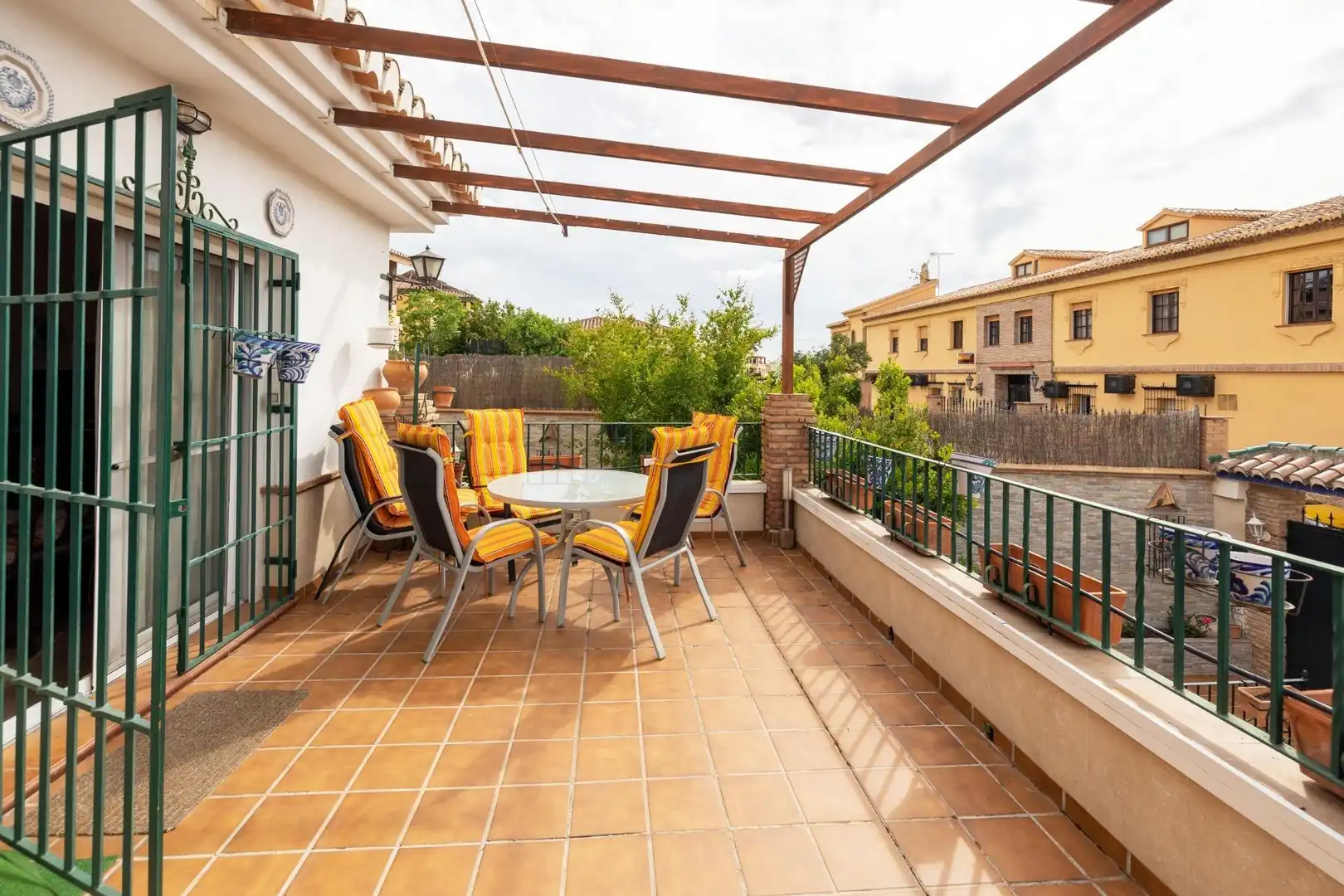 Terrace of Houses for sale in Barrio de la Vega
