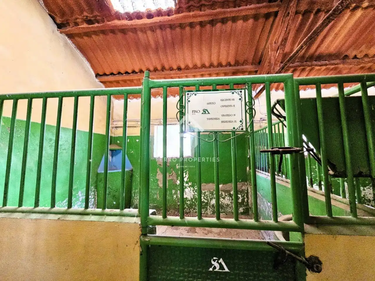 Houses for sale in Villanueva de Tapia  with Air Conditioner, Heating and Private garden