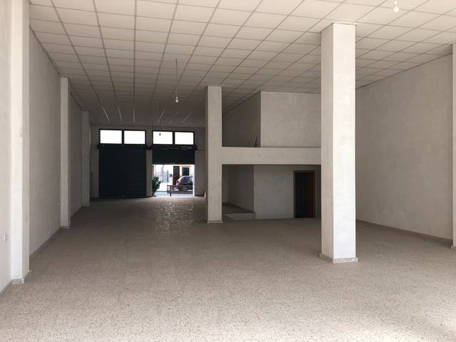 Local comercial en Alquiler en Carrer el Camí en Centre - Zona Alta