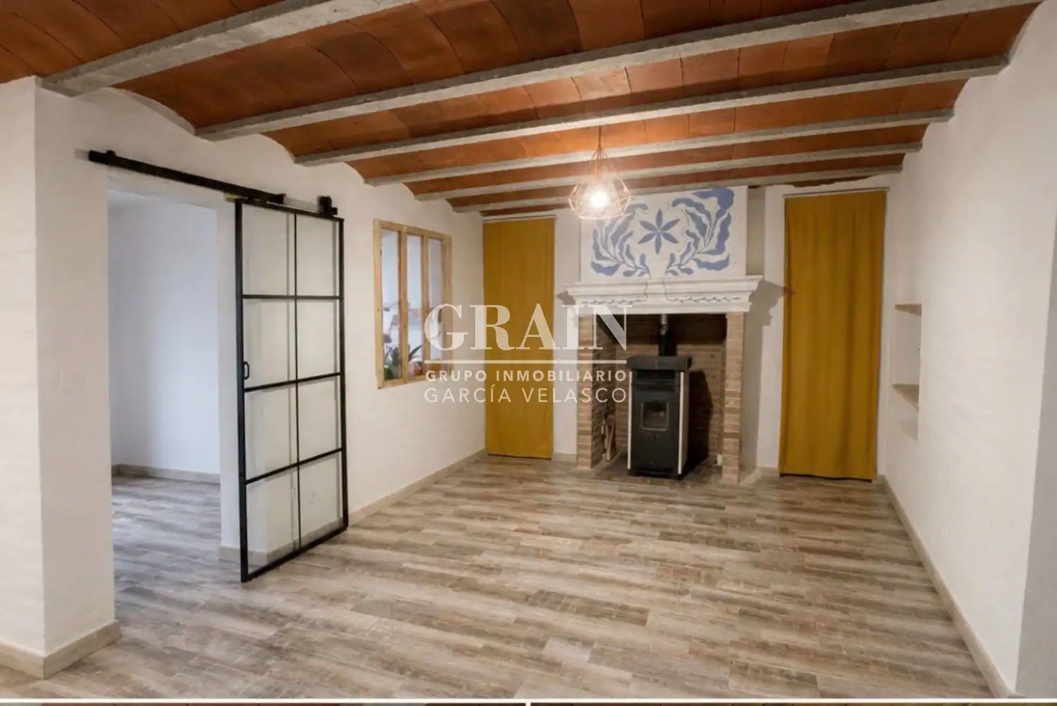 Houses for sale in Albacete  with Air Conditioner and Heating