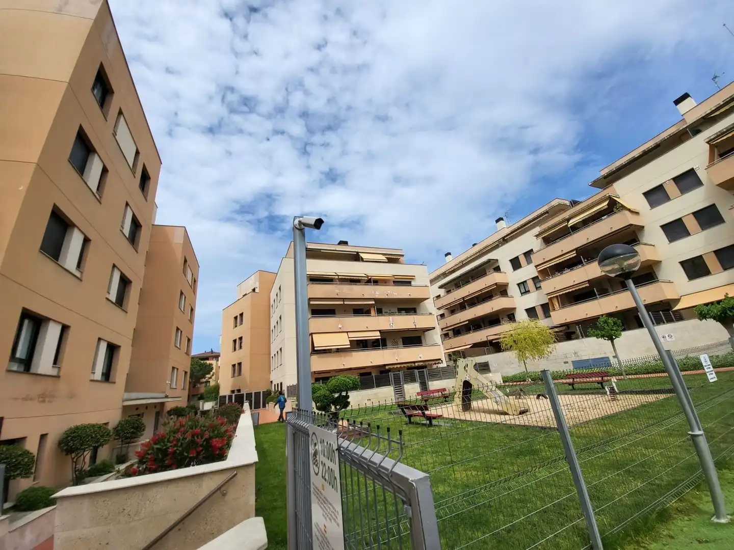 Vista exterior de Piso en venta en Lloret de Mar con Aire acondicionado, Jardín privado y Terraza