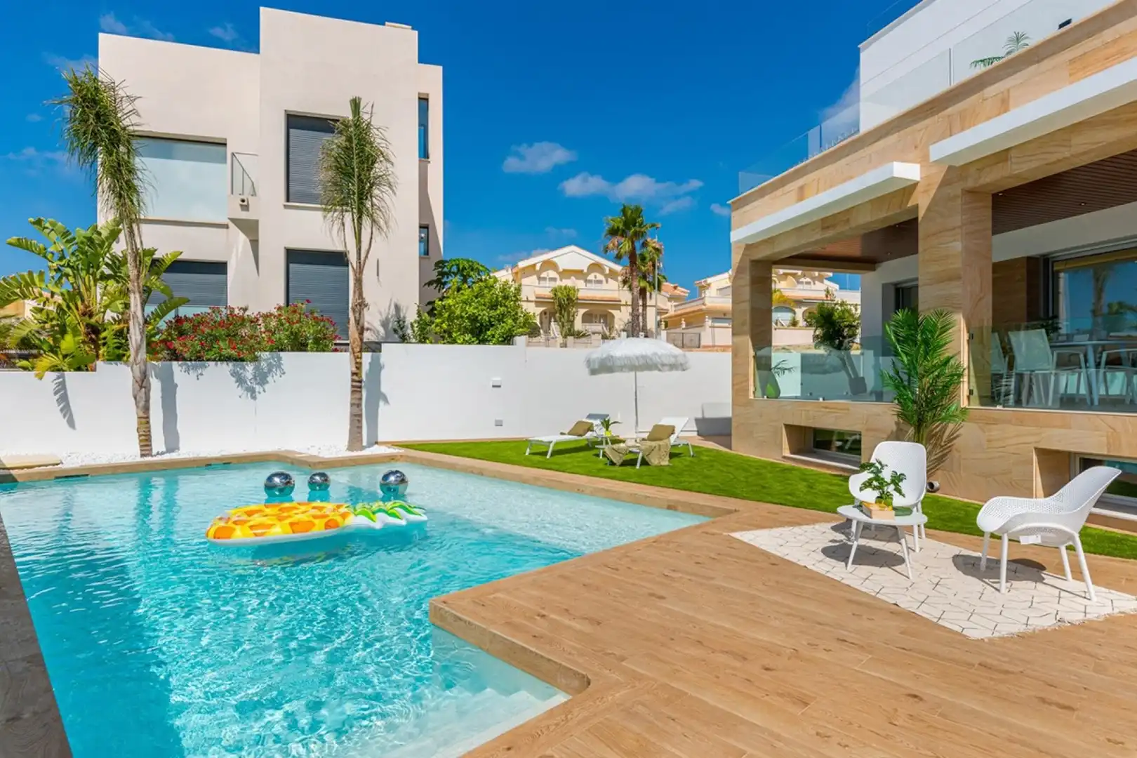 Villa avec terrasse à vendre à Doña pepa, imagen 3