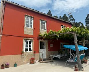 Vista exterior de Finca rústica en venda en Outes amb Terrassa i Balcó