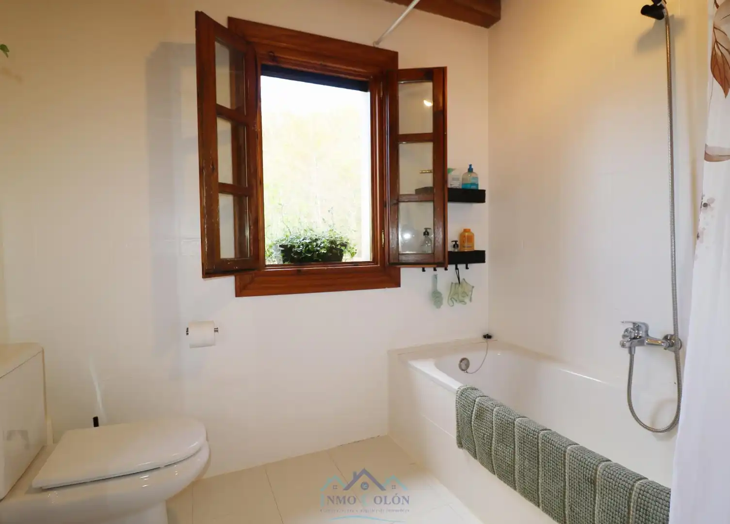 Bathroom of Houses for sale in Etxalar  with Heating, Terrace and Storage room