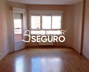 Bedroom of Flat to rent in Valladolid Capital  with Heating and Terrace