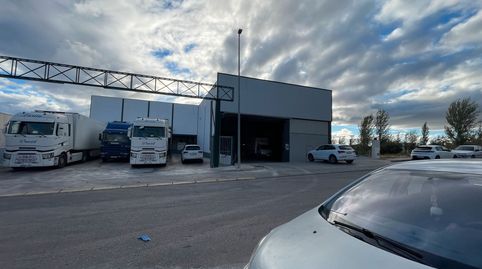 SOLAR INDUSTRIAL DE 1275 METROS EN CABRA, immagine 4