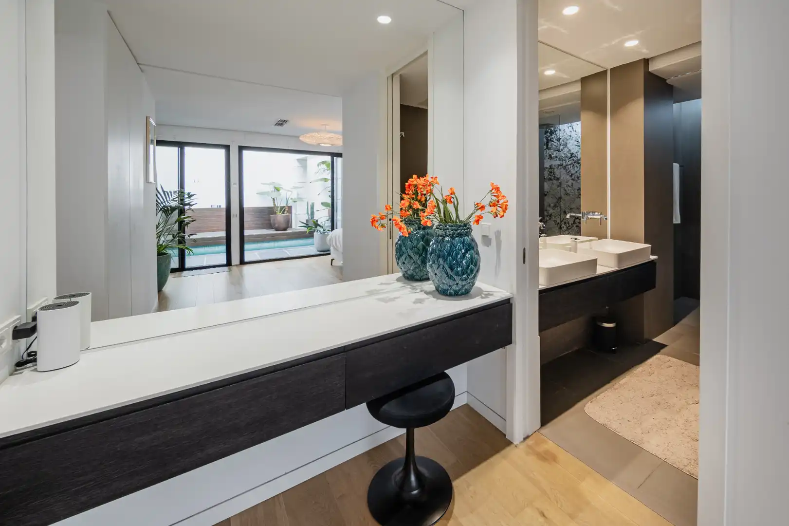 Badezimmer von Maisonette zum Verkauf in Barcelona mit Klimaanlage, Heizung und Privatgarten