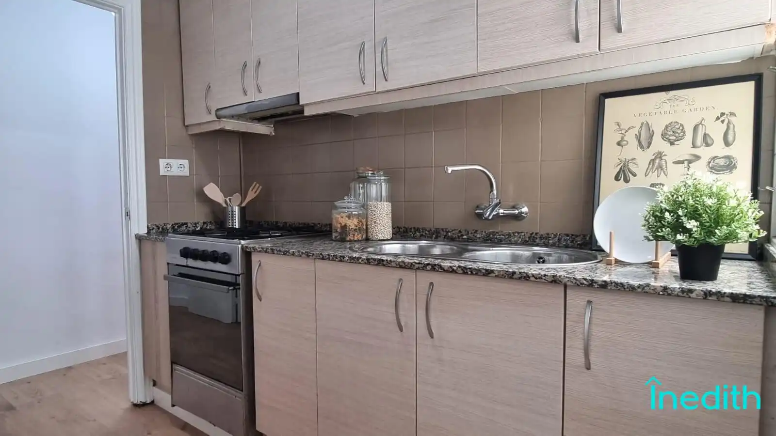Cocina de Piso en venta en El Prat de Llobregat con Calefacción, Parquet y Terraza