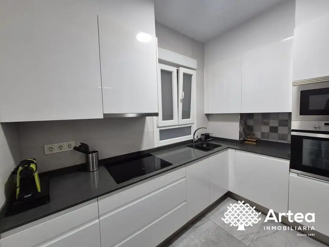 Küche von Wohnung zur Miete in Getxo  mit Heizung, Ofen und Waschmaschine