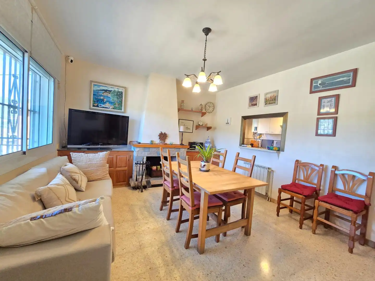 Comedor de Casa o chalet en venta en Canyelles con Calefacción, Jardín privado y Trastero