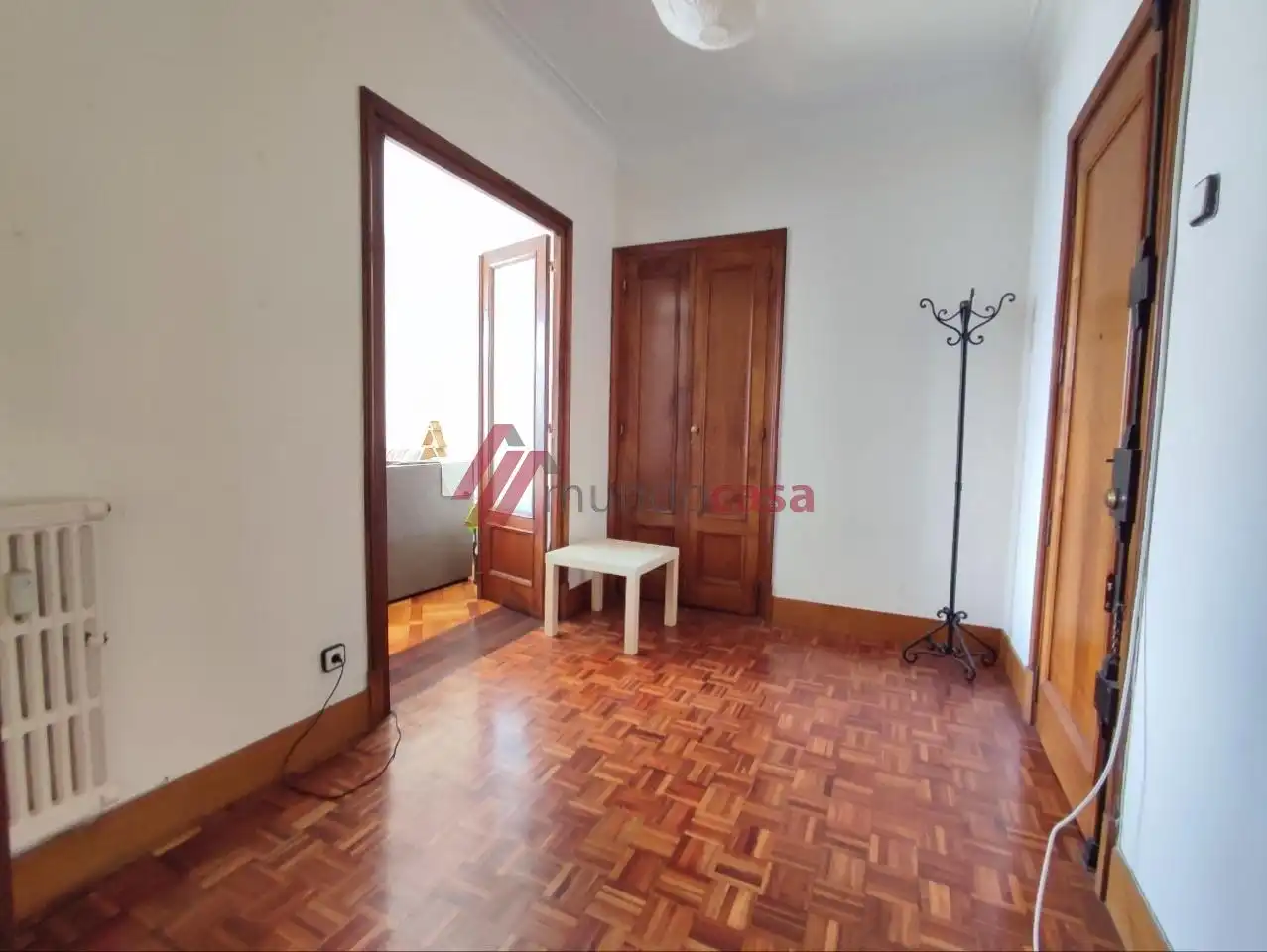 Habitación de Piso para compartir en Ferrol con Calefacción, Parquet y Amueblado
