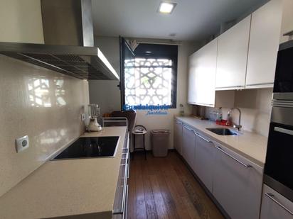 Kitchen of Flat for sale in  Sevilla Capital  with Air Conditioner