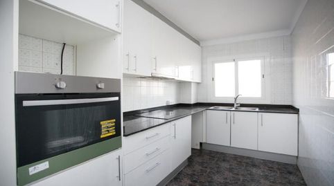 Foto 4 de Piso en venta en Calle Angel Guimera, Barri Vell, Salt