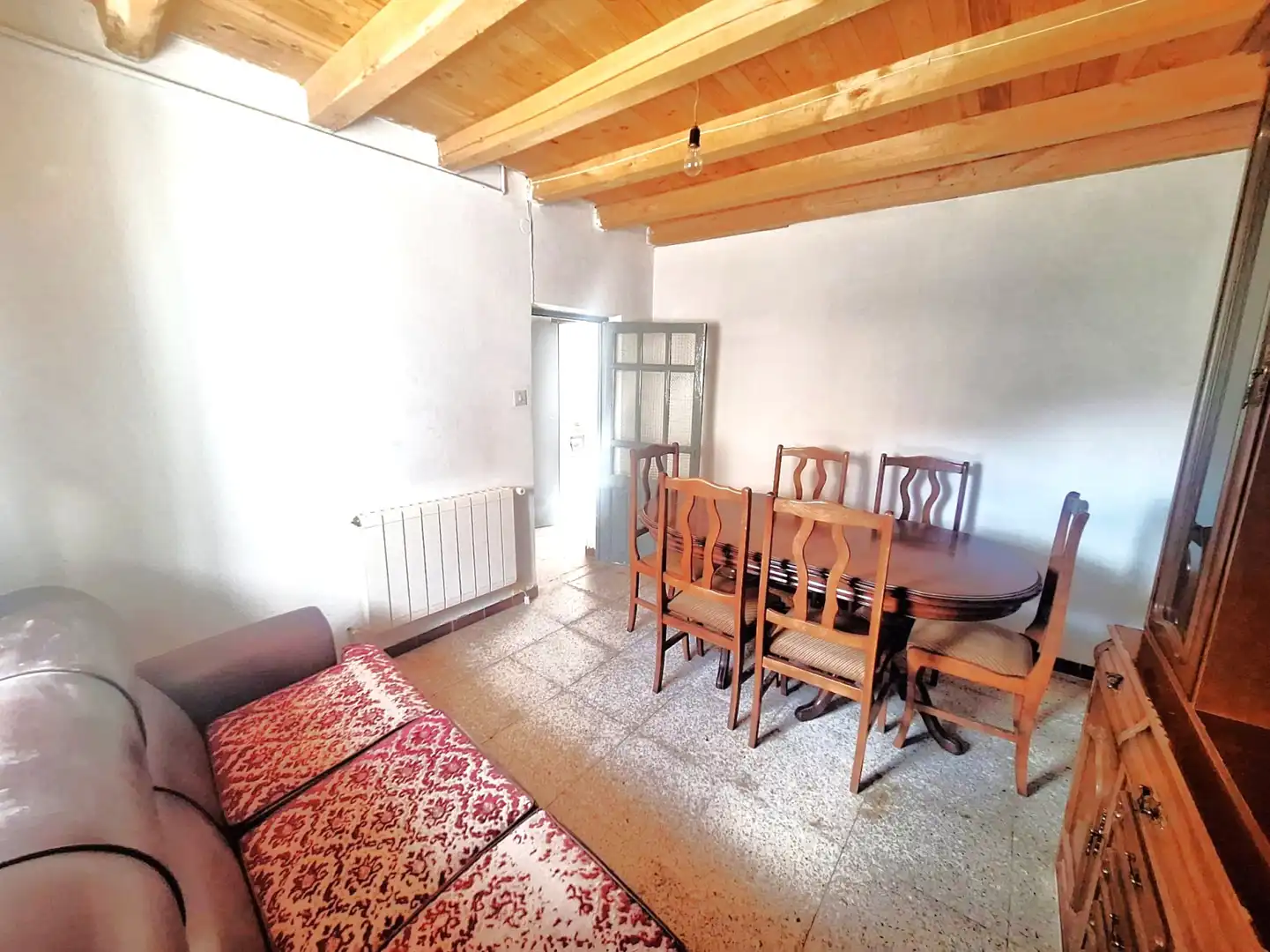 Comedor de Casa adosada de alquiler en Cea con Calefacción, Jardín privado y Amueblado
