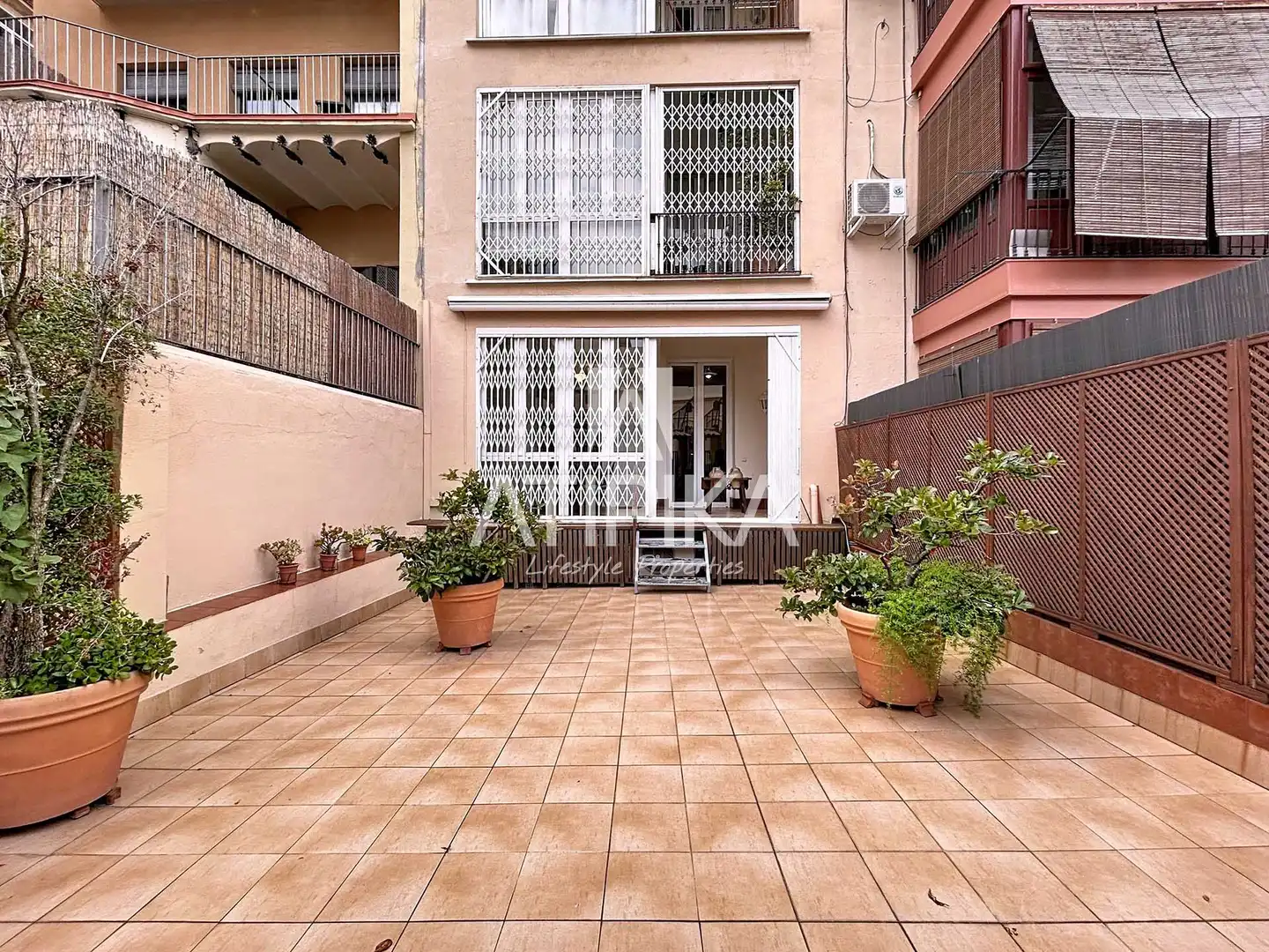 Vista exterior de Oficina de alquiler en Barcelona con Aire acondicionado y Terraza