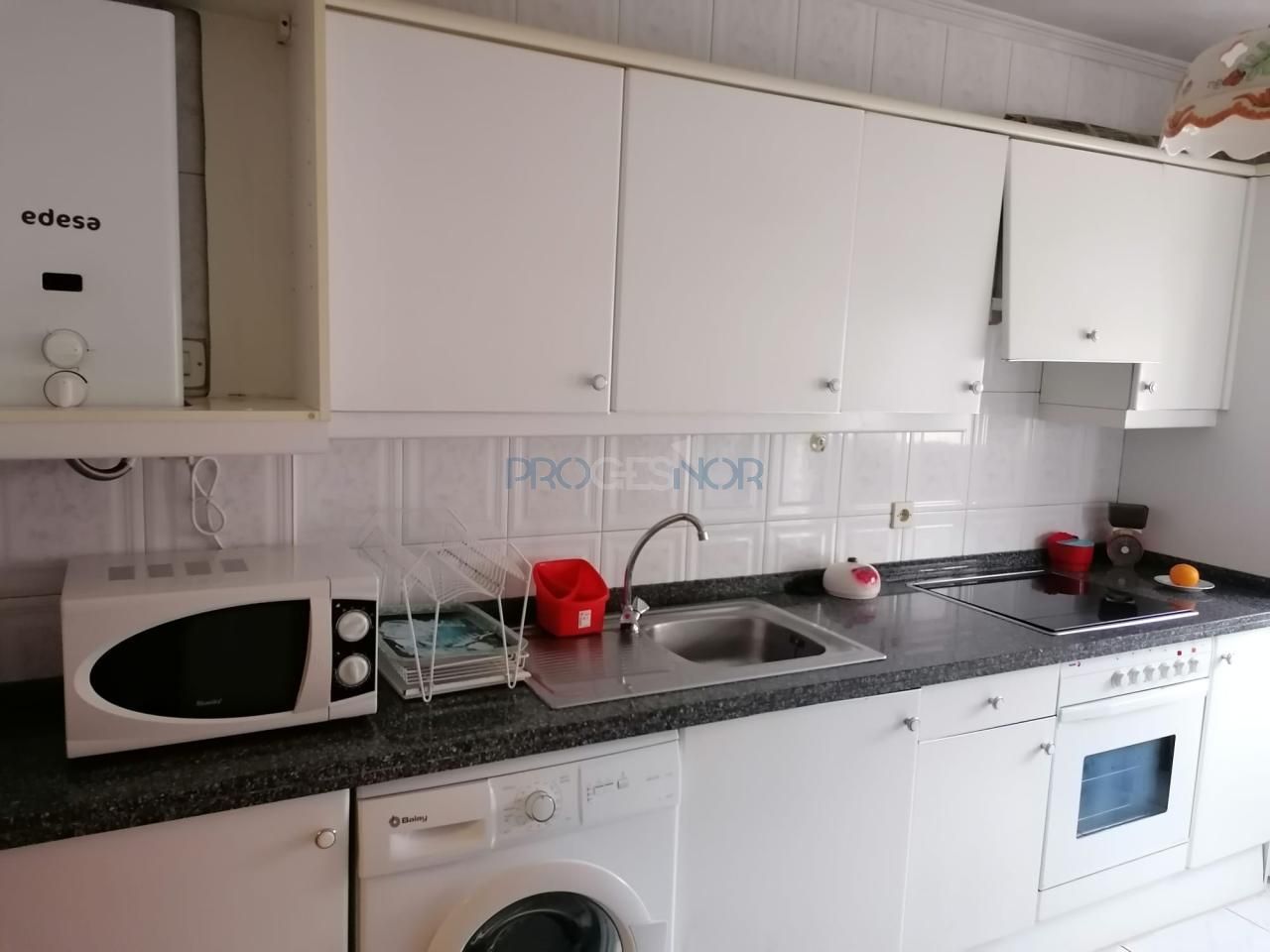 Cocina de Piso en venta en León Capital  con Calefacción, Parquet y Terraza