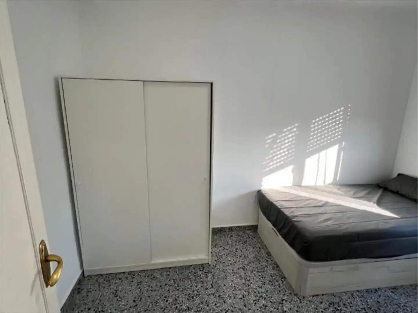 Bedroom of Flat for rent in Cartagena