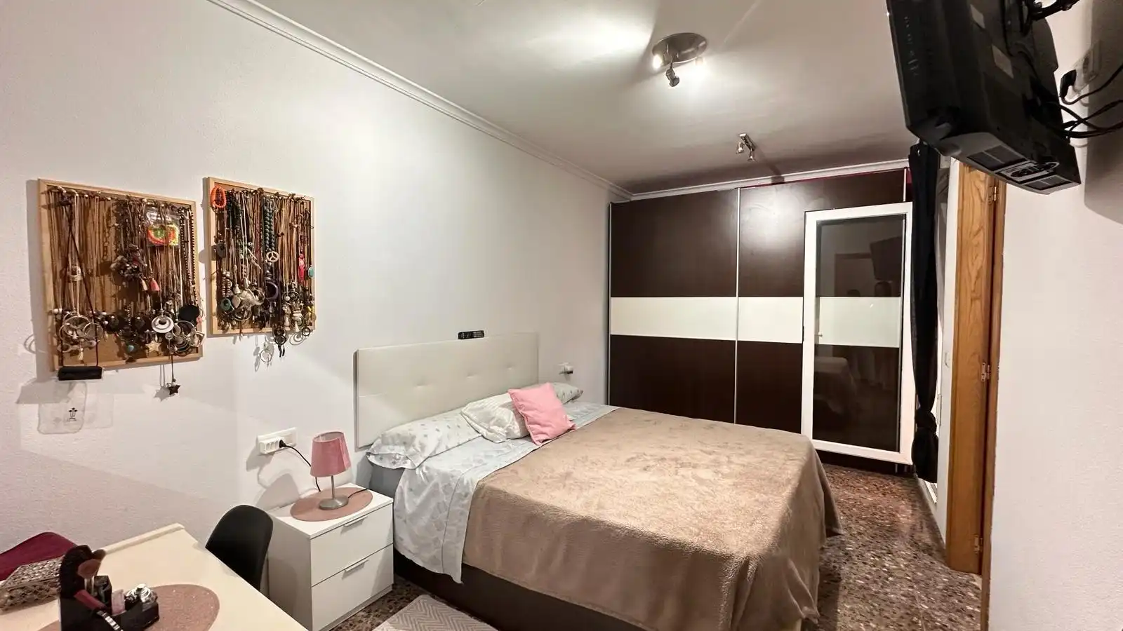 Schlafzimmer von Wohnung zum Verkauf in Carlet mit Klimaanlage und Heizung